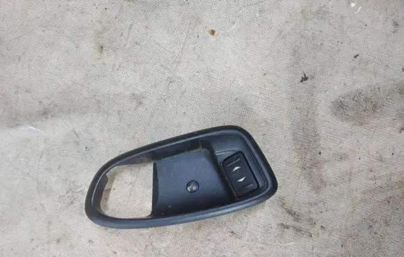 Ford S-MAX Electric window control switch 6M21U226A36 1226A36