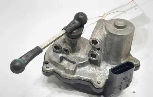 Audi A4 S4 B8 8K Intake manifold valve actuator/motor 059129086L
