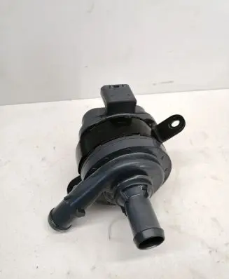 Volvo XC60 Electric auxiliary coolant/water pump 32222255 32222481