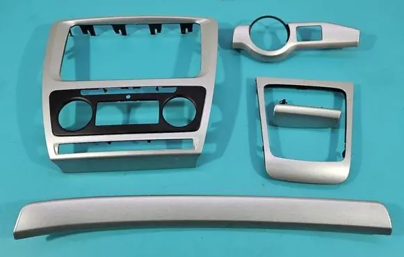 Skoda Octavia Mk2 (1Z) Center console decorative trim 1Z1858417 IMPRK1526813