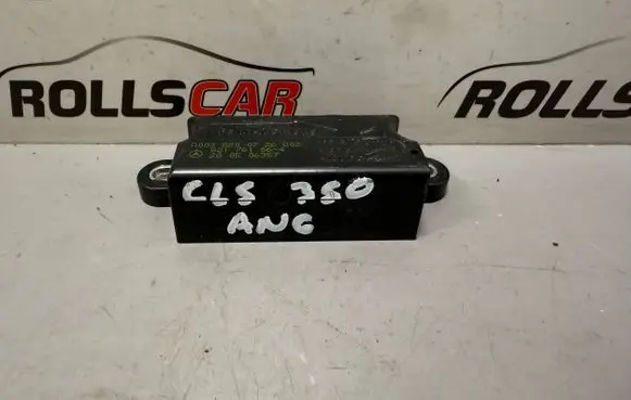 Mercedes-Benz CLS C219 Airbag deployment crash/impact sensor 821761664 280506357