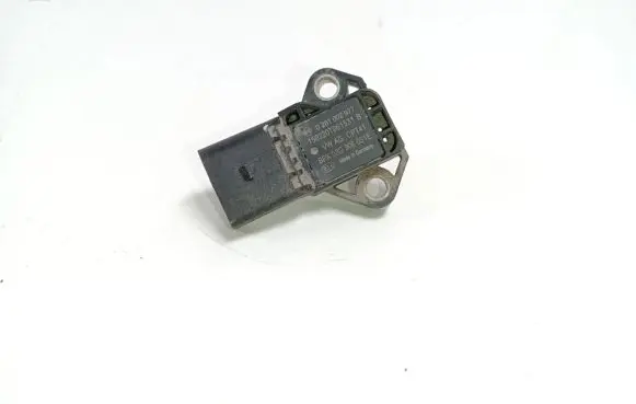 Sensor
