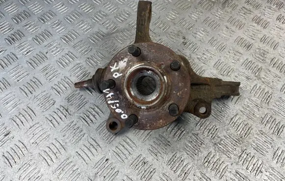 Subaru Outback Front wheel hub