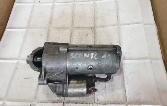 Renault Scenic II - Grand scenic II Starter motor D7R49 8200075362B