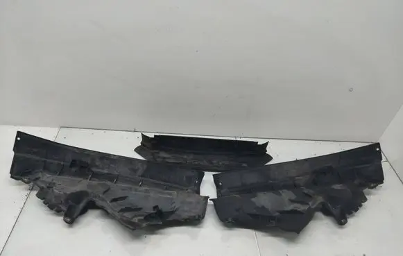 BMW X6 E71 Other engine bay part 7169419 18834110
