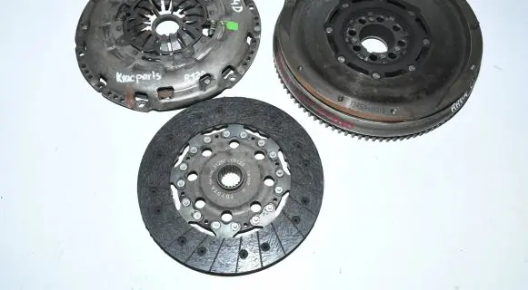 Toyota RAV 4 (XA30) Dual mass flywheel 13450-0R010 31250-05120