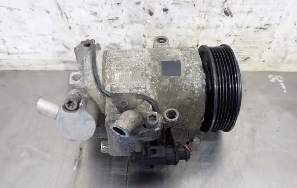 Skoda Fabia Mk2 (5J) Air conditioning (A/C) compressor (pump)
