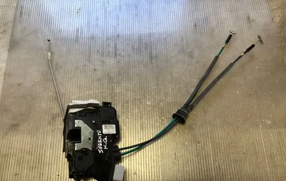 KIA Sorento Rear door lock 5310SXM0B0 00387
