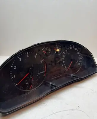 Audi A4 S4 B5 8D Speedometer (instrument cluster) 8D0919861C