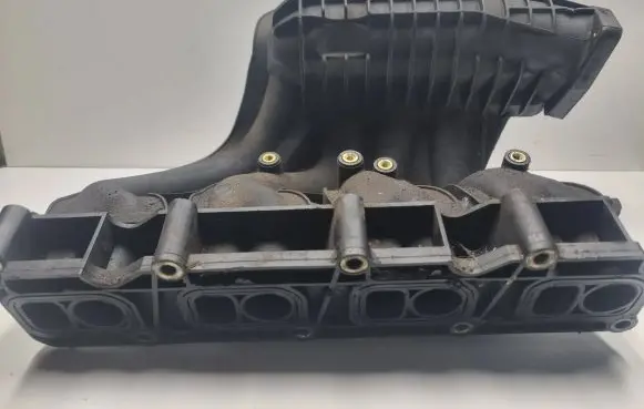 Mercedes-Benz E W211 Intake manifold 6110902937 A6110902937