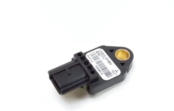 Mitsubishi Outlander Airbag deployment crash/impact sensor 8651A001 39754C