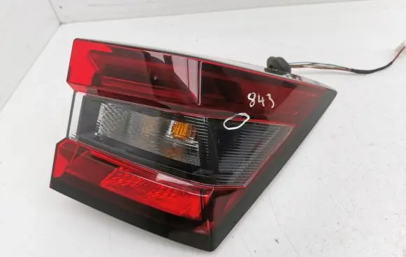 Nissan Juke II F16 Rear/tail lights 2VA01435202