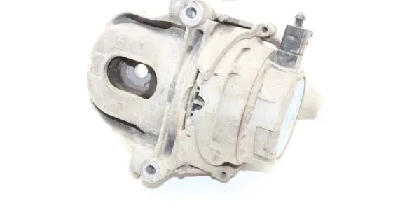 Audi A8 S8 D5 Engine mount bracket 782215151018 782215147917