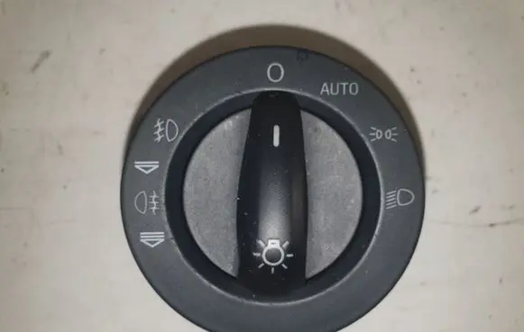 Audi Q7 4L Light switch 4F2941531D