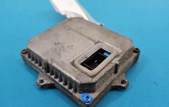 Ford Mondeo Mk III Headlight ballast module Xenon 1307329064 IMPRK1592885