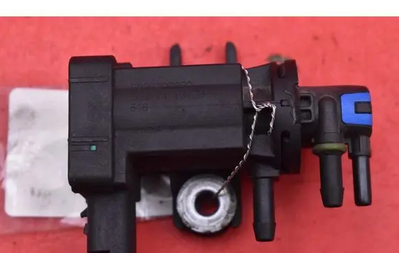 Ford Mondeo MK IV Vacuum valve 9808206880