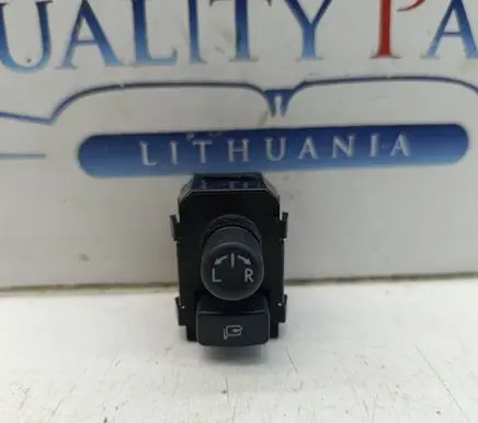 Subaru Outback (BS) Wing mirror switch 83061FJ000