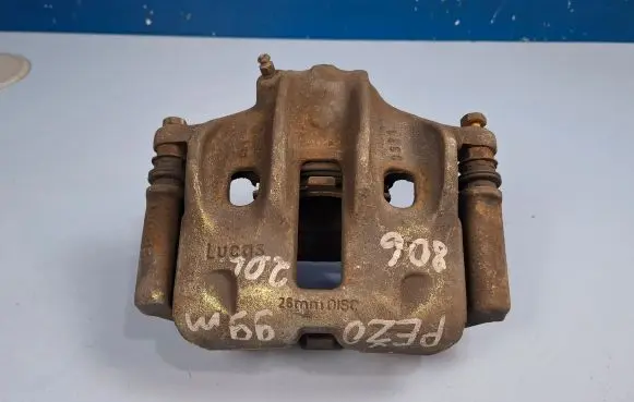 Peugeot 806 Front brake caliper 440193 32324819