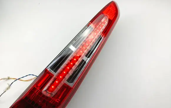 Ford C-MAX I Rear/tail lights 
