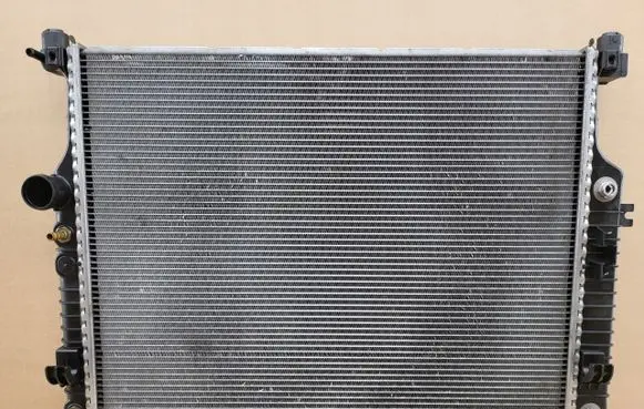 Mercedes-Benz R W251 Intercooler radiator