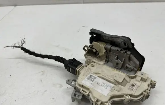 Audi A6 S6 C7 4G Rear door lock 4G0839016C