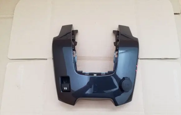 Peugeot 5008 Dashboard center trim panel 9686404177 96565343XT05