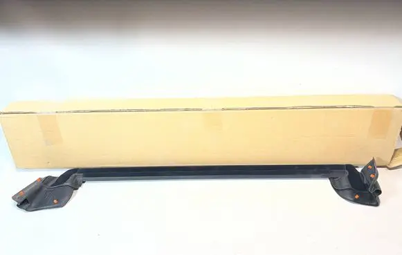 Tesla Model Y Rear door rubber seal (on body) 150006400D