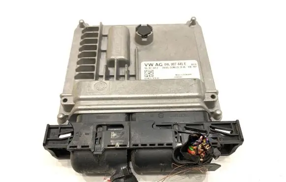 Skoda Octavia Mk3 (5E) Engine control unit/module ECU 04L907445E