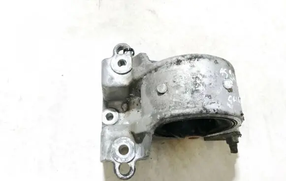 Nissan Almera N16 Engine mount bracket