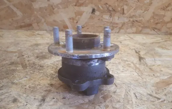 Volvo V40 Cross country Rear wheel ball bearing 