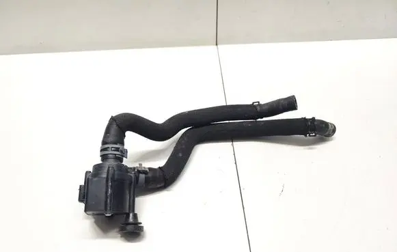 Audi Q7 4M Engine coolant pipe/hose 4H0819372 4m0819375f 06h121601m