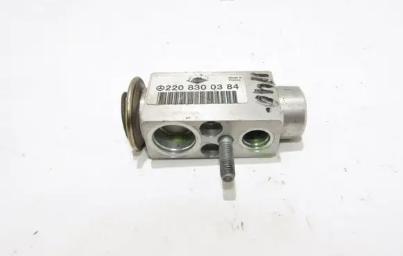 Air conditioning (A/C) expansion valve