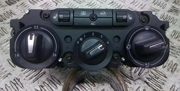 Seat Leon (1P) Air circulation switch 