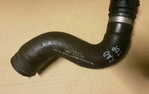 Audi A4 S4 B8 8K Engine coolant pipe/hose 8K0121101P