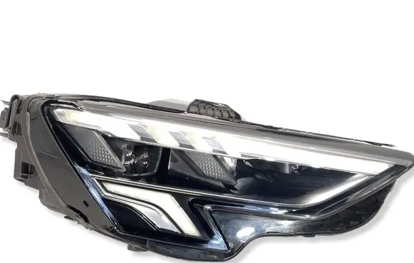 Audi A3 8Y Headlight/headlamp 8Y0941034