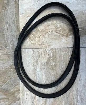 Volvo C40 Front door rubber seal 32274524