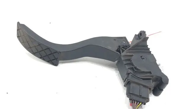 Volkswagen PASSAT B8 Accelerator throttle pedal 5Q1723503H