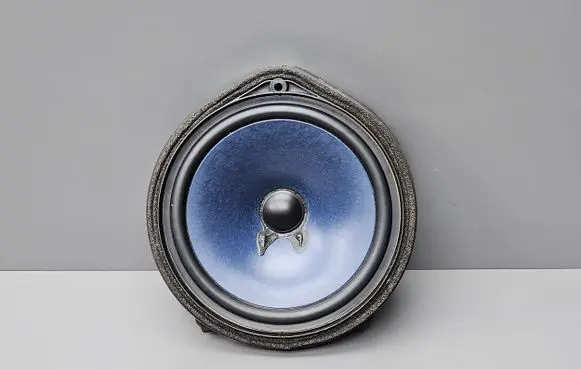 Honda CR-V Front door speaker