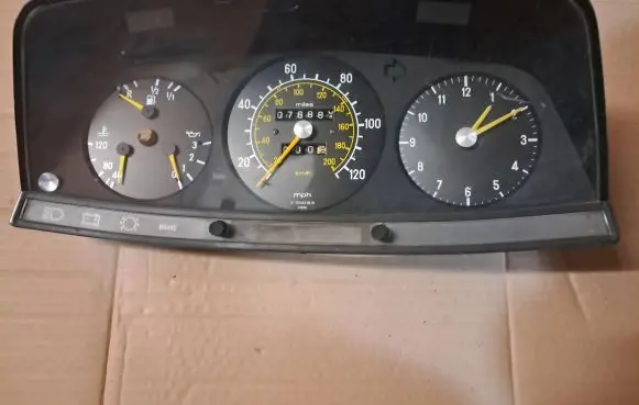 Mercedes-Benz W123 Speedometer (instrument cluster) 1235426901