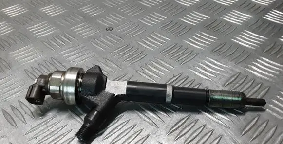 Opel Astra H Fuel injector 897376270
