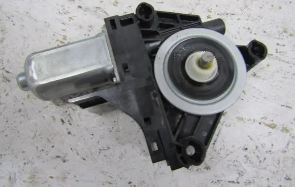 Volvo XC90 Front door 927589103