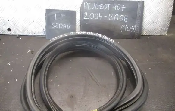 Peugeot 407 Rubber seal loading door 