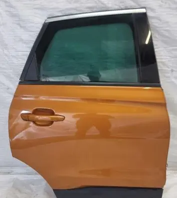 Opel Crossland X Rear door