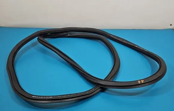 Skoda Octavia Mk4 Front door rubber seal 5E3867365B IMPRK1537547