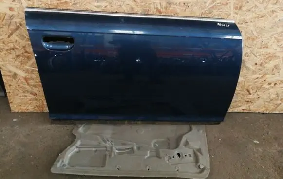 Audi A6 S6 C6 4F Front door