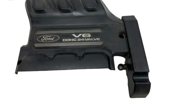 Ford Maverick Engine cover (trim) YL8E8A590DC M600A