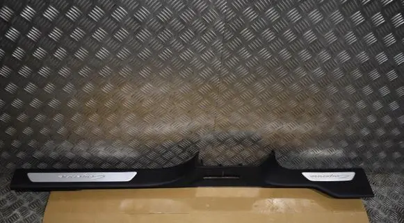 Porsche Cayenne (9Y0 9Y3) Thresholds for All-terrain vehicles 
