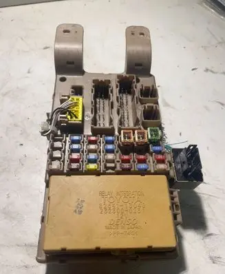 Fuse box set