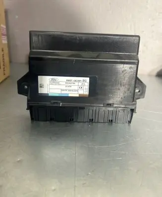 Ford Kuga I Comfort/convenience module 8M5T19G481BG 2007DJ0476 5WK48779K