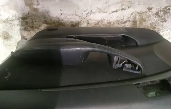 Toyota Avensis T250 Front door card panel trim 